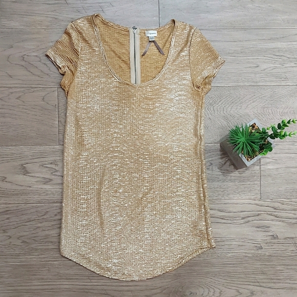 Dynamite Gold Shimmery Tunic Top size XS - Picture 1 of 8